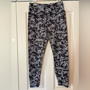 Spyder women’s leggings. Size large.